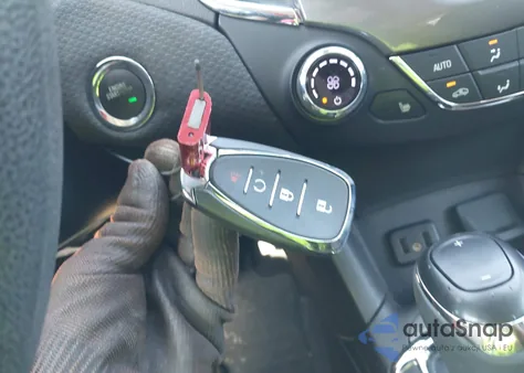 2019 Chevrolet Cruze Lt z USA, uszkodzony, nr VIN 3G1BE6SM8KS531576